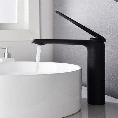 Torneira de Bancada para Banheiro e Lavabo Elegante - Bica Alta - Unique