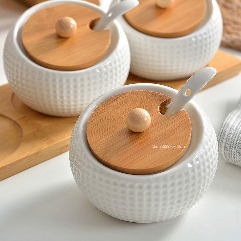Conjunto Porta Temperos em Cerâmica com Base de Bambu Natural - Unique